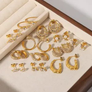 Wholesale PVD Coated 18K Gold Real Gold Plated U Shape Crown Butterfly Stainless Steel Classic Style Waterproof Non Tarnish Earrings