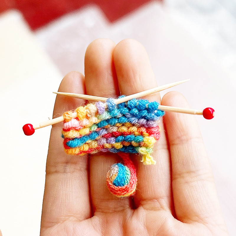 Wholesale 1:12 dollhouse dollhouse Miniature Mini Artificial Wool Props diy Aessories Knitted Sweater Wool Ball