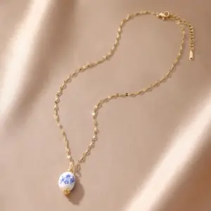 Flat round Blue and White Porcelain