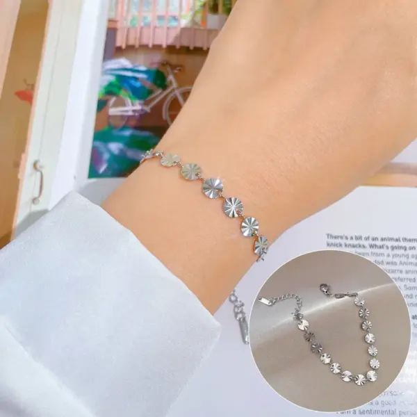 Wholesale Electroplating Golden Plated Round Titanium Steel Simple Style Titanium Steel Bracelets