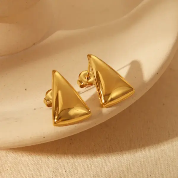 Wholesale 1 Pair IG Style Simple Style Commute Triangle Solid Color 304 Stainless Steel 14K Gold Plated Ear Studs