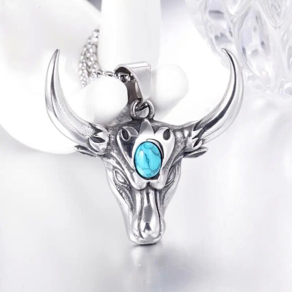 Wholesale Cao Shi retro cow's head necklace exaggerated domineering personality trendy male pendant European and American fashion hip hop punk style necklace