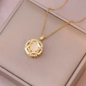 X0764 Gold Opal Necklace