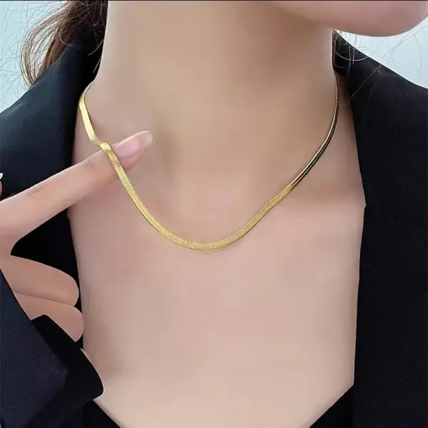 PVD Coated Real Gold Plated 18K Gold Solid Color 304 Stainless Steel Casual Simple Style Waterproof Non Tarnish 304 Stainless Steel Necklace