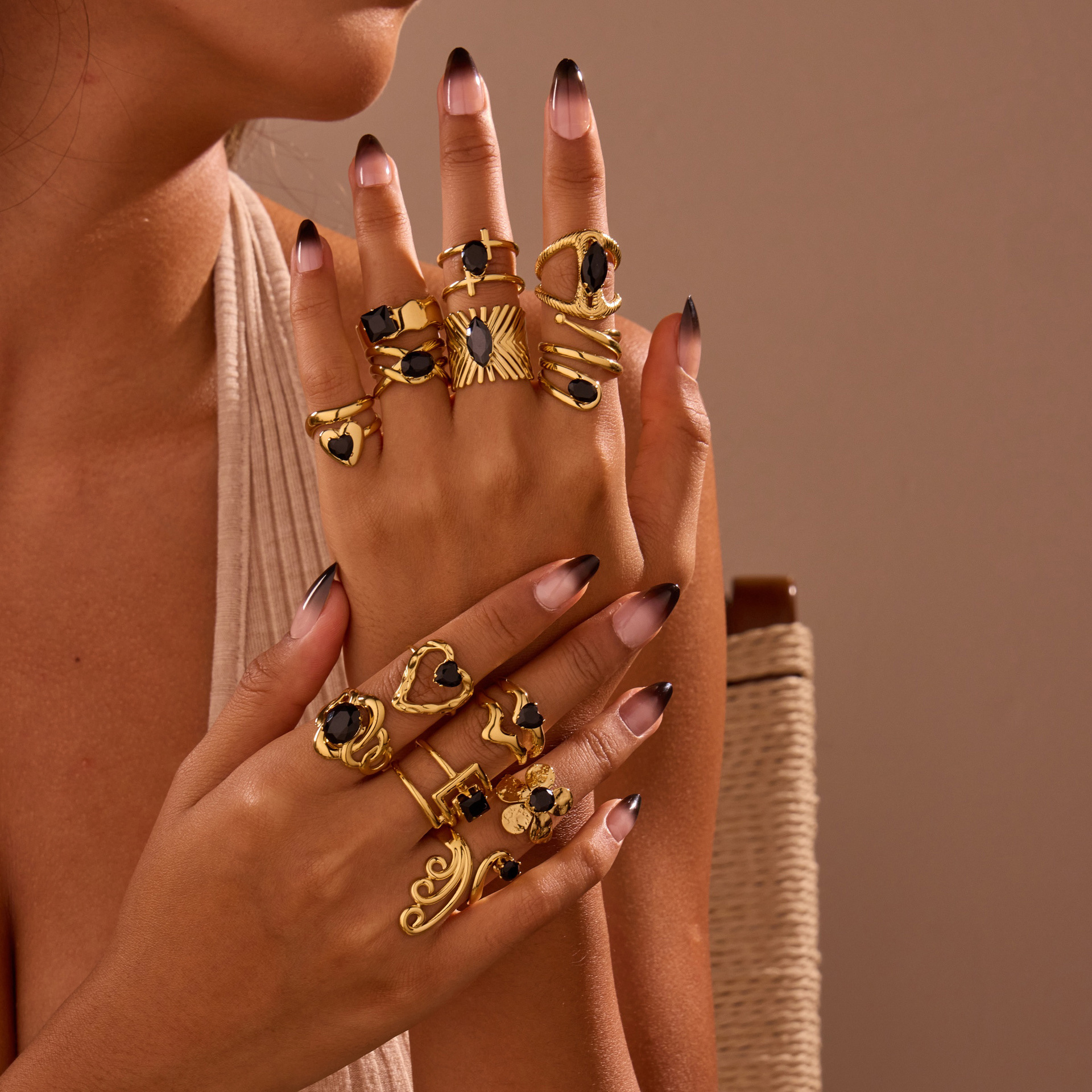 Wholesale Luxury ring, colorfast open band