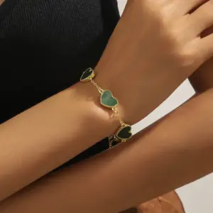 G Model Dark / Green