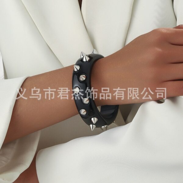 oly-c2586fffb670a9a8b710964c0c095ae0 Wholesale Trendy and domineering punk rivet spike bracelet