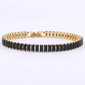 Square Buckle Bracelet Black / 18K