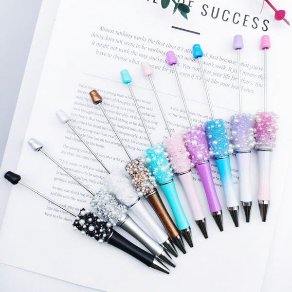 Wholesale New Pearl Sugar Beaded Pen DIY Crystal Pearl Beaded Ballpoint Pen Gestars Hot Blind Box Cute Pen