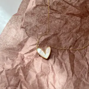 Wholesale PVD Coated Real Gold Plated 18K Gold Heart Shape 304 Stainless Steel Simple Style Waterproof Non Tarnish 304 Stainless Steel Pendant Necklace