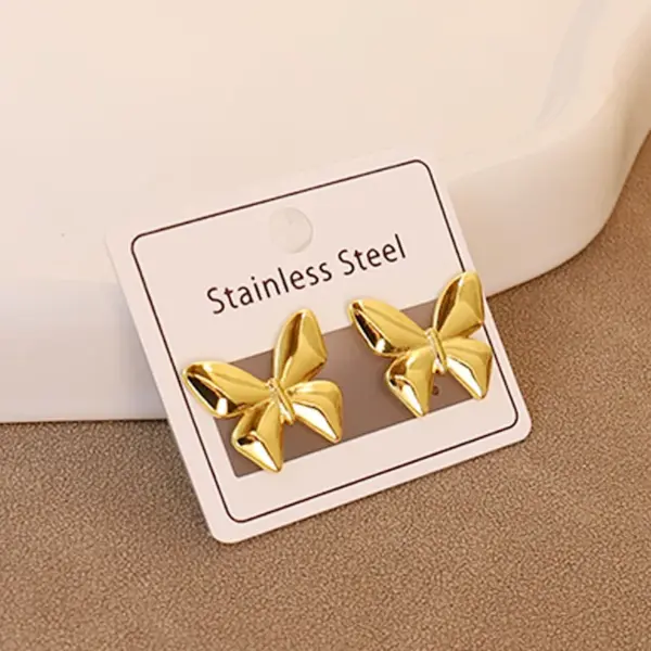 304 Stainless Steel Triangle Pentagram Flower Electroplating Stone-Free Golden Plated Elegant Simple Style Waterproof Non Tarnish Ear Studs