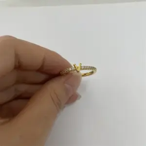 14K Real Gold-Letter V / One Size