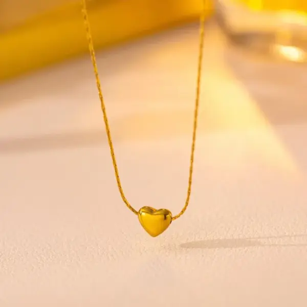 oly-c2aca6d0e199a3f4e052c7ad2bbf3fd2 Wholesale Ion Plating (IP) 18K Gold Plated Heart Shape 304 Stainless Steel Princess Classic Style Waterproof Non Tarnish 304 Stainless Steel Pendant Necklace