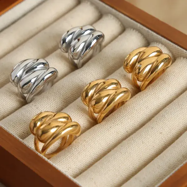 Wholesale 304 Stainless Steel Geometric PVD Coated 18K Gold Plated Casual Elegant Simple Style Waterproof Non Tarnish Plating Gold Silver Rings