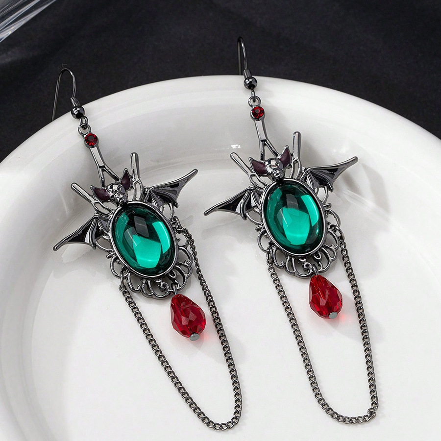 Wholesale Cross-border European and American Simple Bat Tassel Diamond Earrings Three-dimensional Hollow Gothic Ear Hook Vintage Holiday Earrings