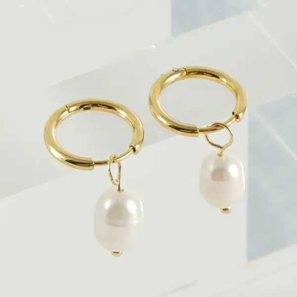 Wholesale Retro Geometric Stainless Steel Pearl Earrings 1 Pair
