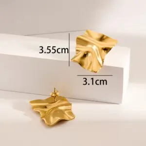 Pleated Quadrilateral-Gold