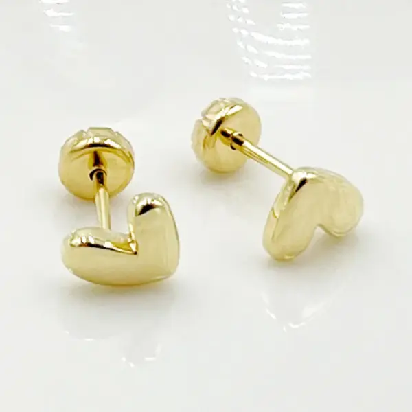 PVD Coated Real Gold Plated 14K Gold Star Moon Heart Shape 304 Stainless Steel Basic Simple Style Waterproof Non Tarnish Ear Studs