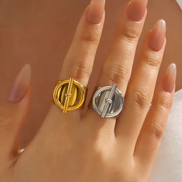 Wholesale Ion Plating (IP) 18K Gold Plated Round 304 Stainless Steel Cute Simple Style Waterproof Non Tarnish Open Rings