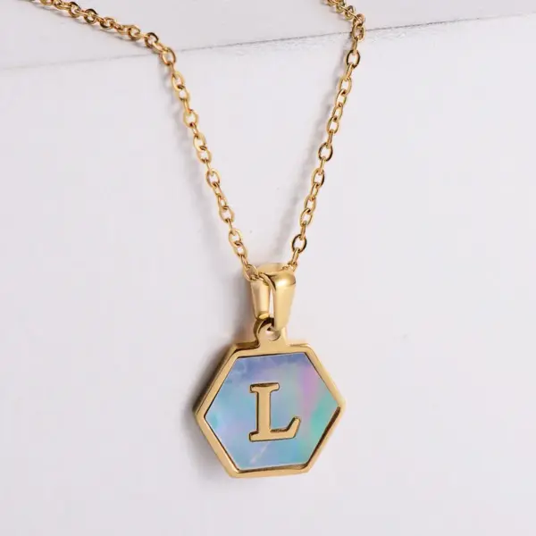 PVD Coated 18K Gold Plated Letter 304 Stainless Steel Simple Style Waterproof Non Tarnish 304 Stainless Steel Pendant Necklace