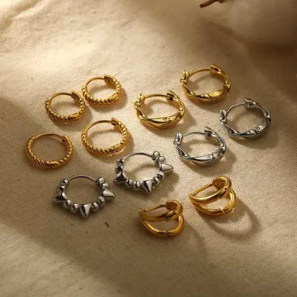 Wholesale PVD Coated Real Gold Plated Twist 304 Stainless Steel Casual Simple Style Waterproof Non Tarnish Hoop Earrings