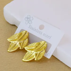 Gold / Average Size / Style 75