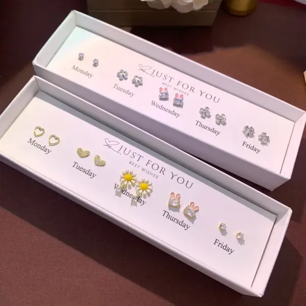 Wholesale 1 Set Simple Style Leaf Flower Inlay Copper Zircon Ear Studs