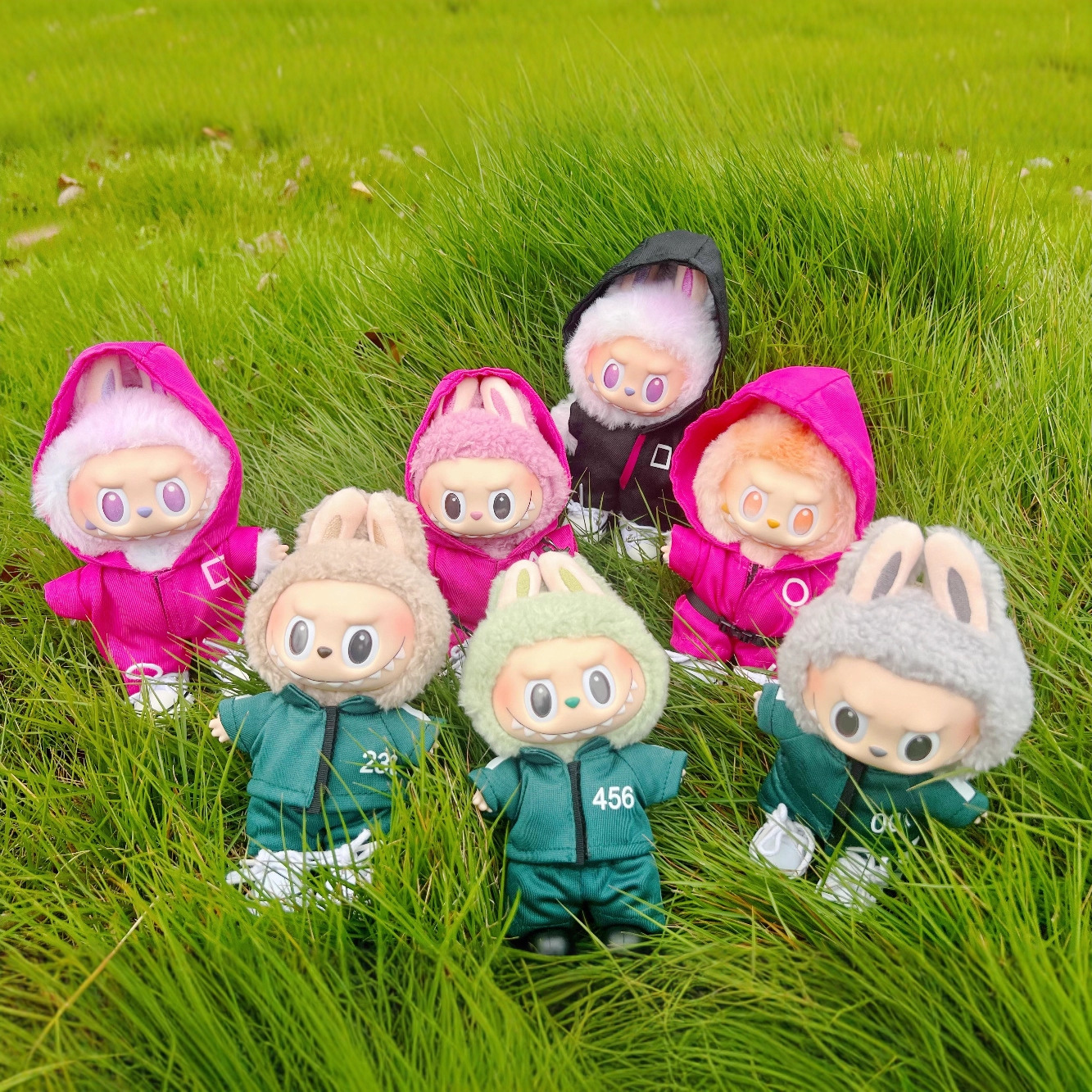 Wholesale Doll clothes, masks, belts, doll pendants, costumes, aessories