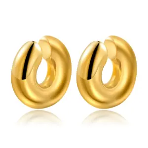 Glossy Hollow Ear Clip / Gold