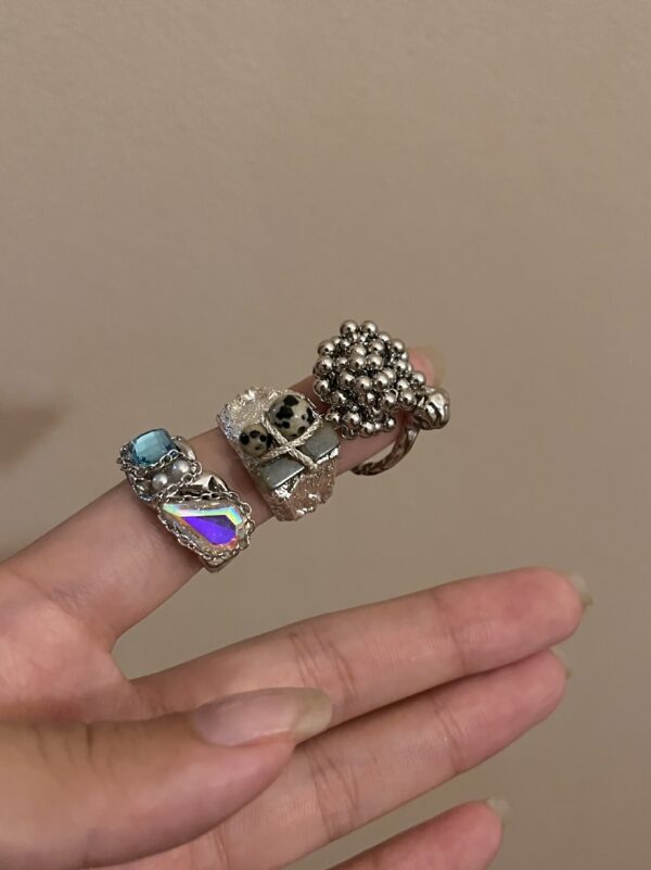 Wholesale European and American punk style metal texture bead ball beaded ring vintage natural stone blue crystal inlaid open ring