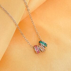 05 White K (Necklace) 12228