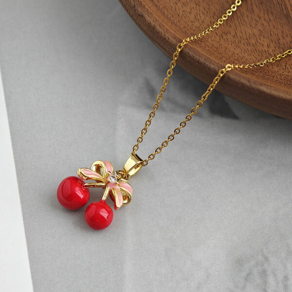 Wholesale Korean Version Hot-Selling Cherry Necklace for Women, Simple and Fashionable Fruit Series Clavicle Chain, Exquisite Light Luxury Temperament Versatile Accessory
