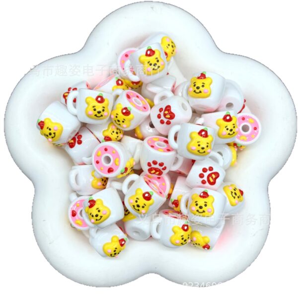 Wholesale Cute cartoon water bottle beaded