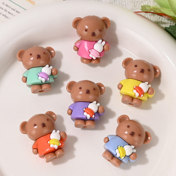 Wholesale Cartoon soft rubber bear through-hole beaded