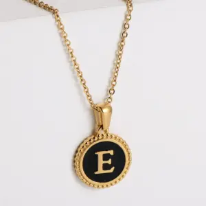 E / Necklace 45cm