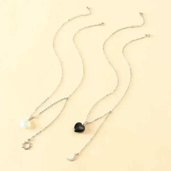 Wholesale Fashion Stainless Steel Sun And Moon Friendship Card Heart-shaped Natural Stone Clavicle Chain