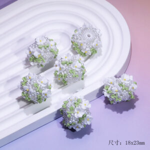 White flower pearl flower ball