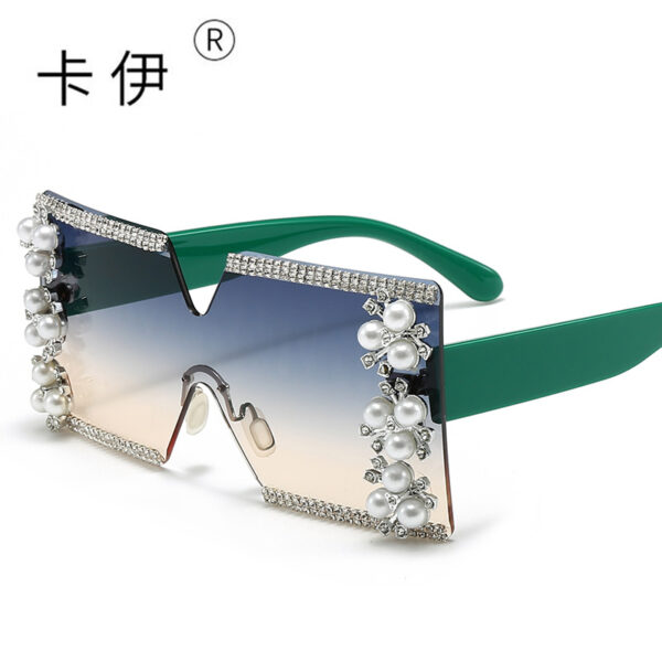 Wholesale New frameless generous frame personalized party sunglasses INS cross-border wholesale diamond sunglasses sunglasses