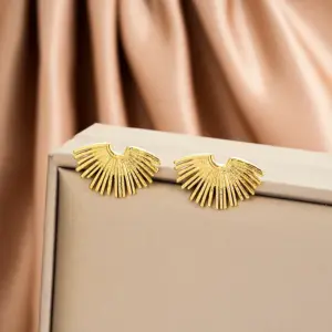 E1404-A (Gold Stud Earrings Pairs)