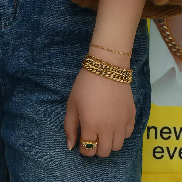 Wholesale PVD Coated Real Gold Plated 18K Gold Geometric 304 Stainless Steel Fashion Waterproof Non Tarnish 304 Stainless Steel Bracelets