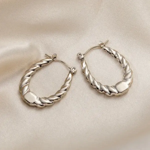 Wholesale 1 Pair Simple Style Geometric Titanium Steel Earrings