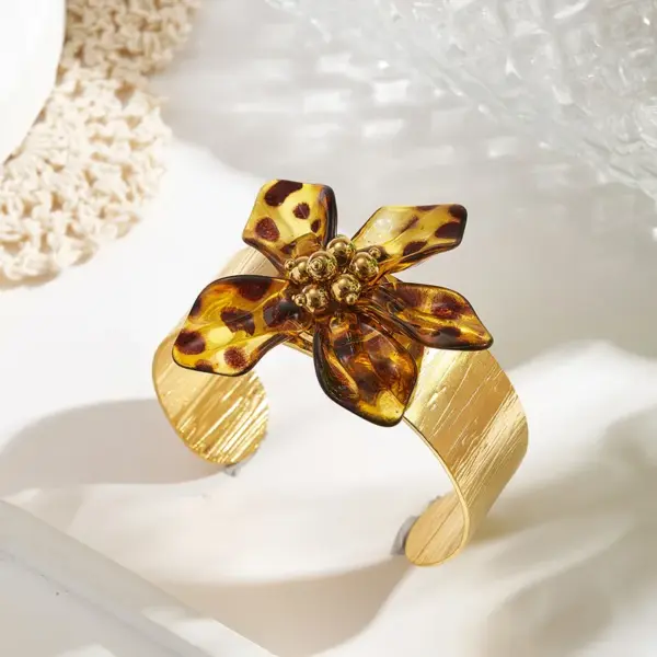 Wholesale Hot-Selling INS Style Real Gold Plated 304 Stainless Steel Furnace Electroplated Resin Flower Earrings Ring Bracelet Set