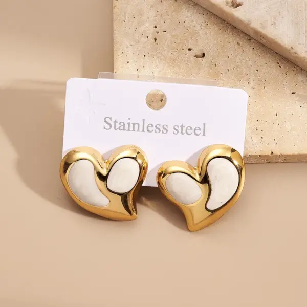 Wholesale Vacuum Plated Stainless Steel 201 Heart Shaped Earrings Women's Daily Wear Fashion Jewelry Drop Oil And Polished Surface