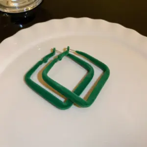 39# Silver Needle-Green Square Ring