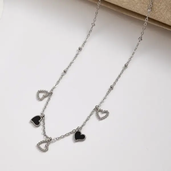 Wholesale PVD Coated 18K Gold Plated Heart Shape 304 Stainless Steel Casual Basic Sweet Handmade Polishing Pendant Necklace Multi Charms