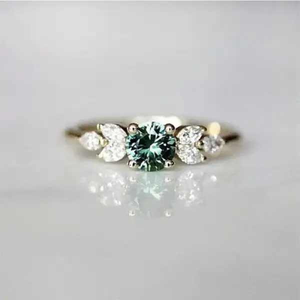 Wholesale Fashion Emerald Diamond Copper Ring Wedding Ring Women's Engagement Jewelry