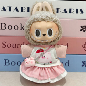 LBB-27 Cute Pink Pig Set / Labubu is wearable in its first, second, and third generations.