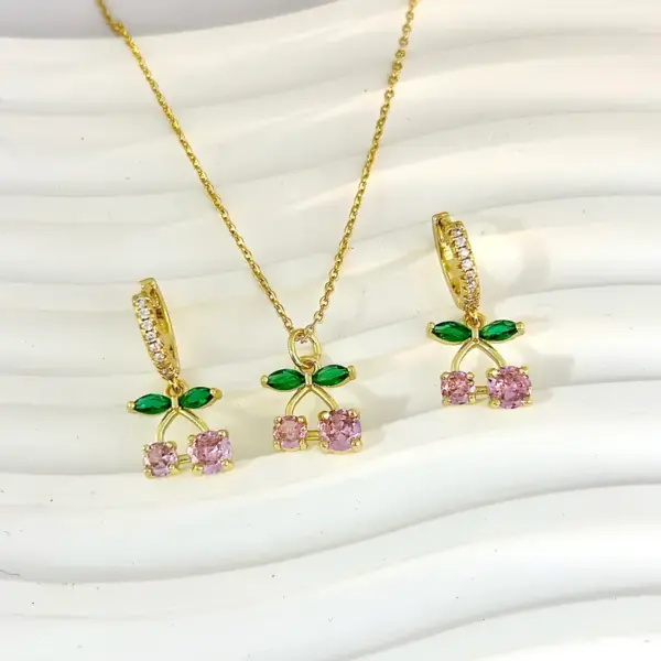 Wholesale Jewelry Elegant Cute Cherry Copper Zircon 18K Gold Plated Earrings Necklace Jewelry Set