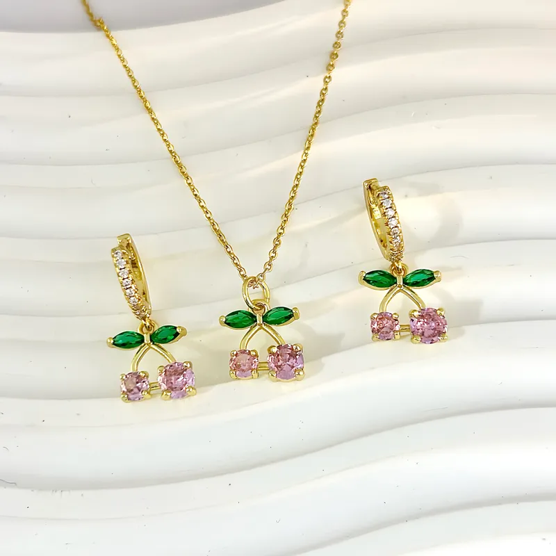 Wholesale Jewelry Elegant Cute Cherry Copper Zircon 18K Gold Plated Earrings Necklace Jewelry Set