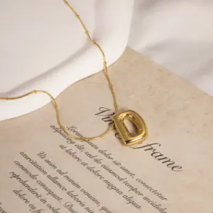 Gold / Letter D